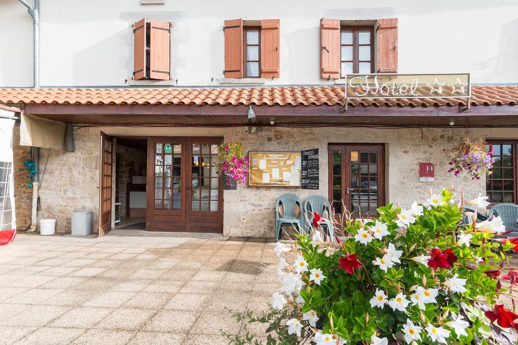 Hotel Le Petit Sale Saint-Just-le-Martel Exterior foto